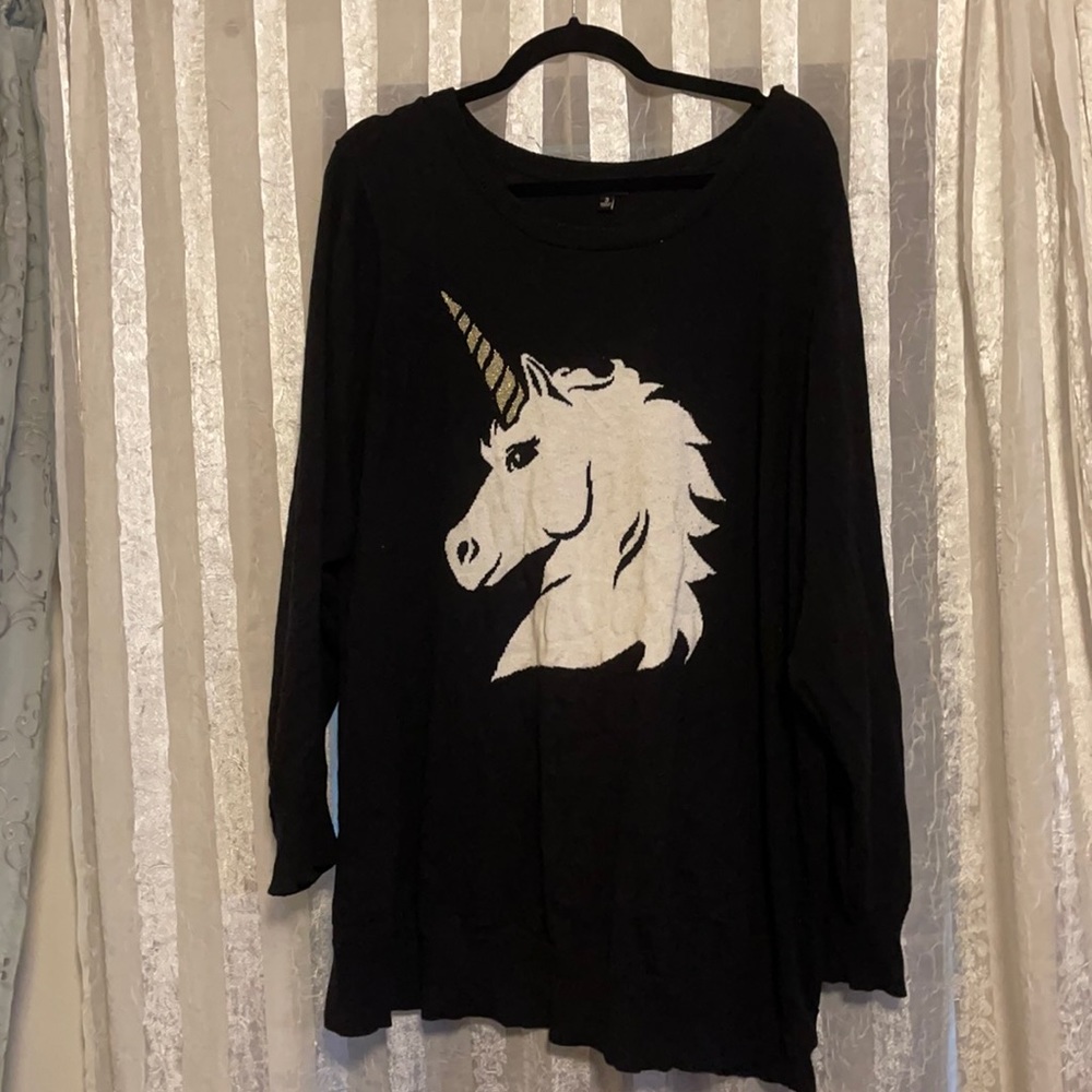 Torrid size 3 unicorn sweater